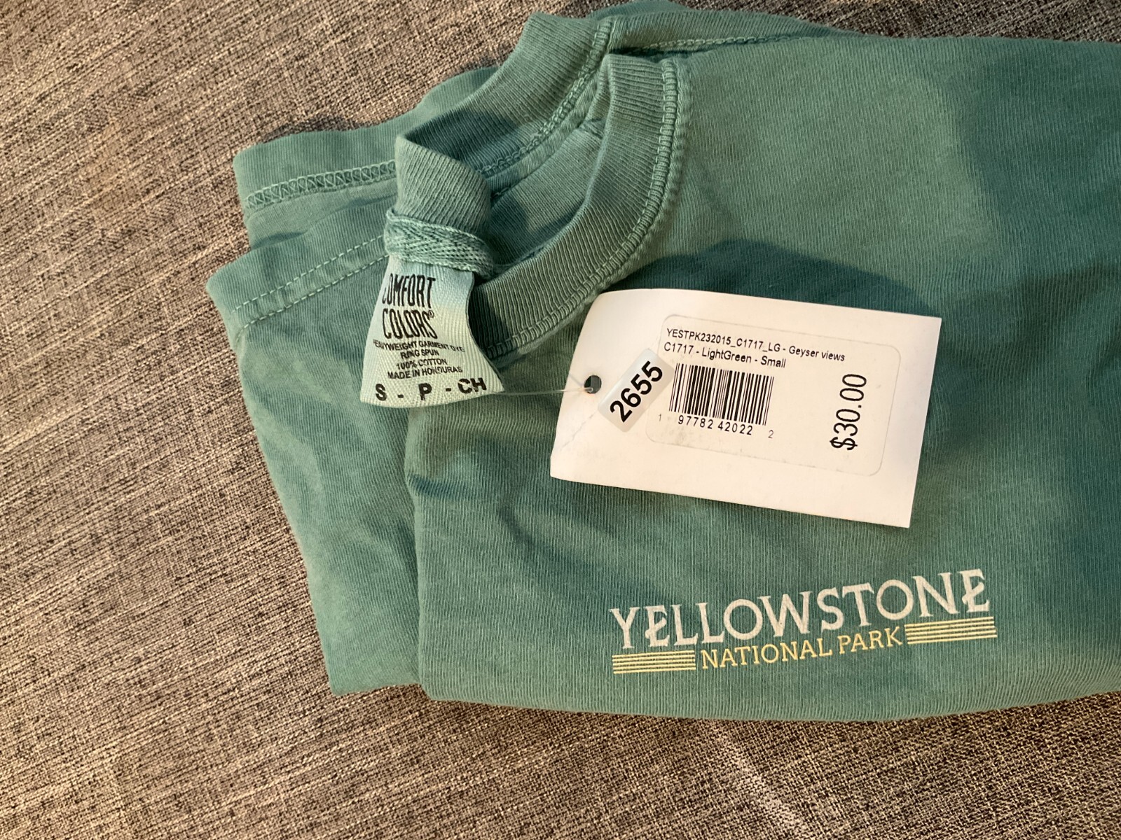 Comfort Colors Men&rsquo;s Yellowstone National Park T-shirt S Green Geyser Views Tee