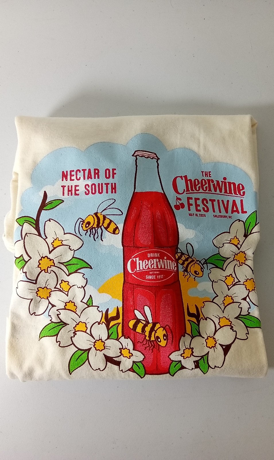 NEW CHEERWINE FESTIVAL 2026 XL T-SHIRT BEIGE RED SALISBURY NC MAY 16