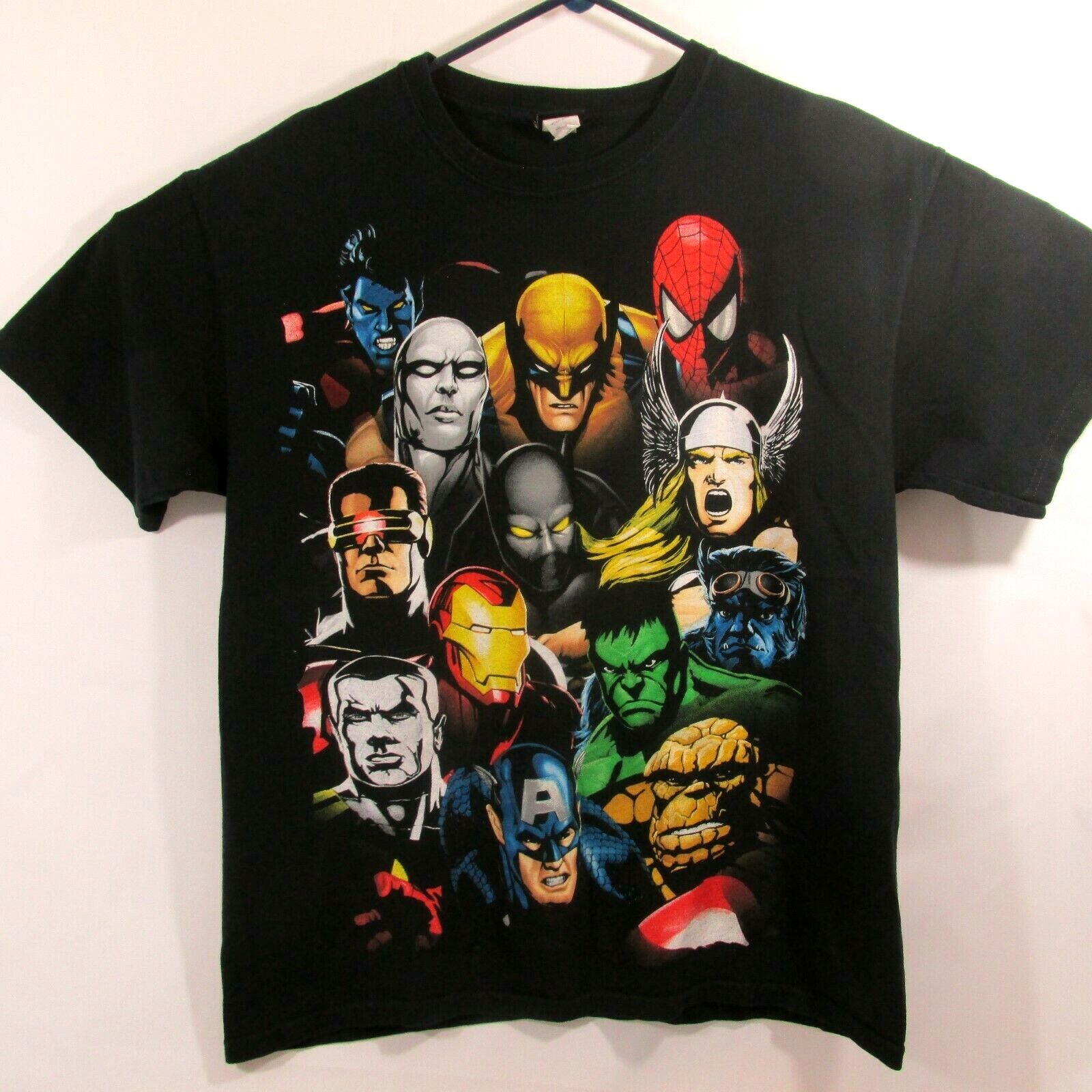 MARVEL Super Heroes T Shirt Size L