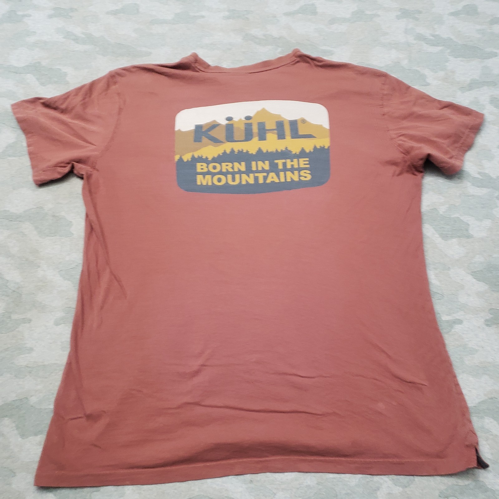 Kuhl Shirt Mens XL Red Pocket Tee Short Sleeve Outdoors Hiking Travel