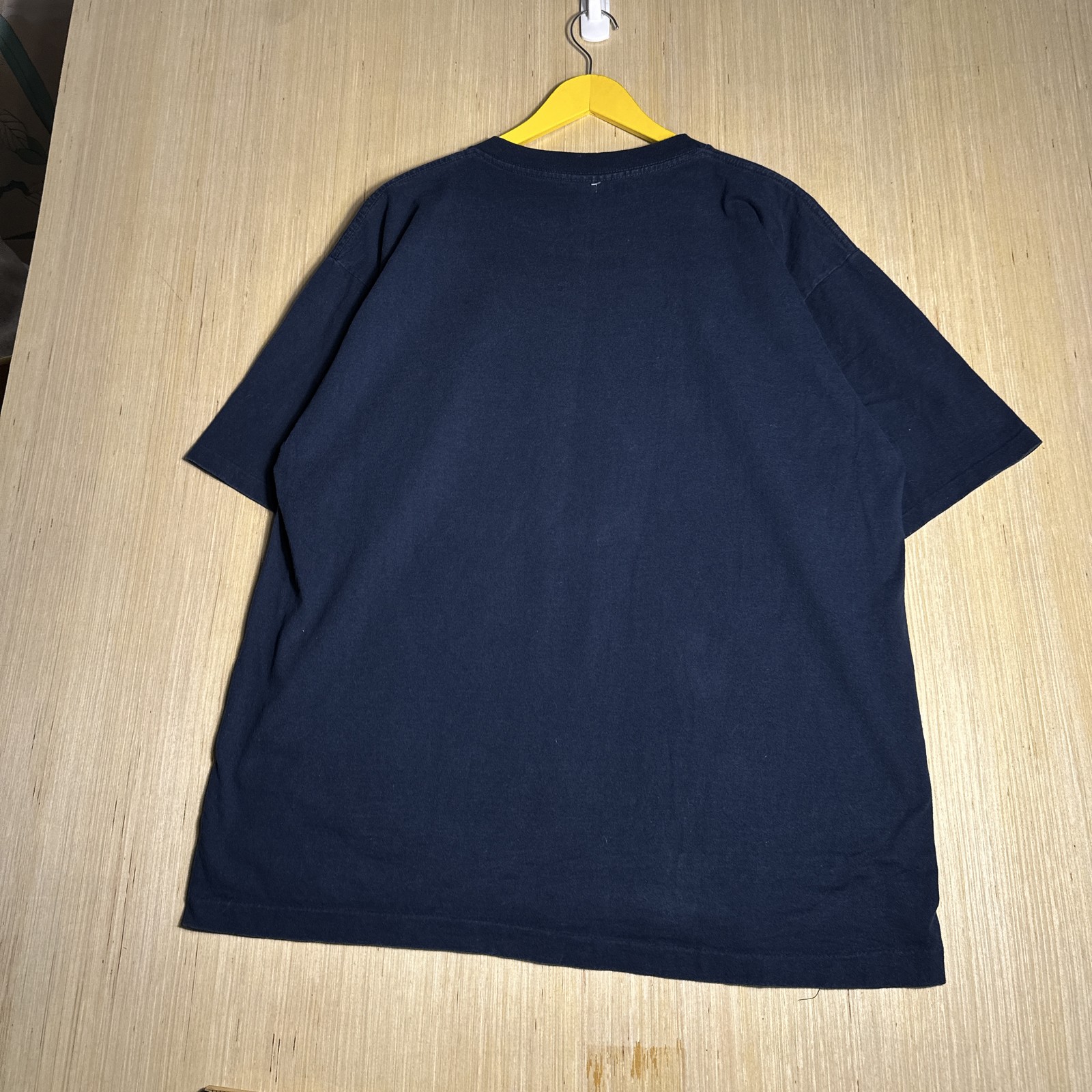 Vintage 90s Nature Eagle River Absolute Quality XL Navy Blue Graphic Shirt Men&rsquo;s