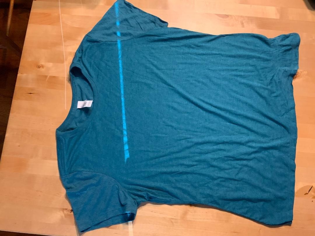 District DM108 Men&rsquo;s Perfect Blend 60/40 Cotton/Poly T-Shirt Soft Crew Neck Tee