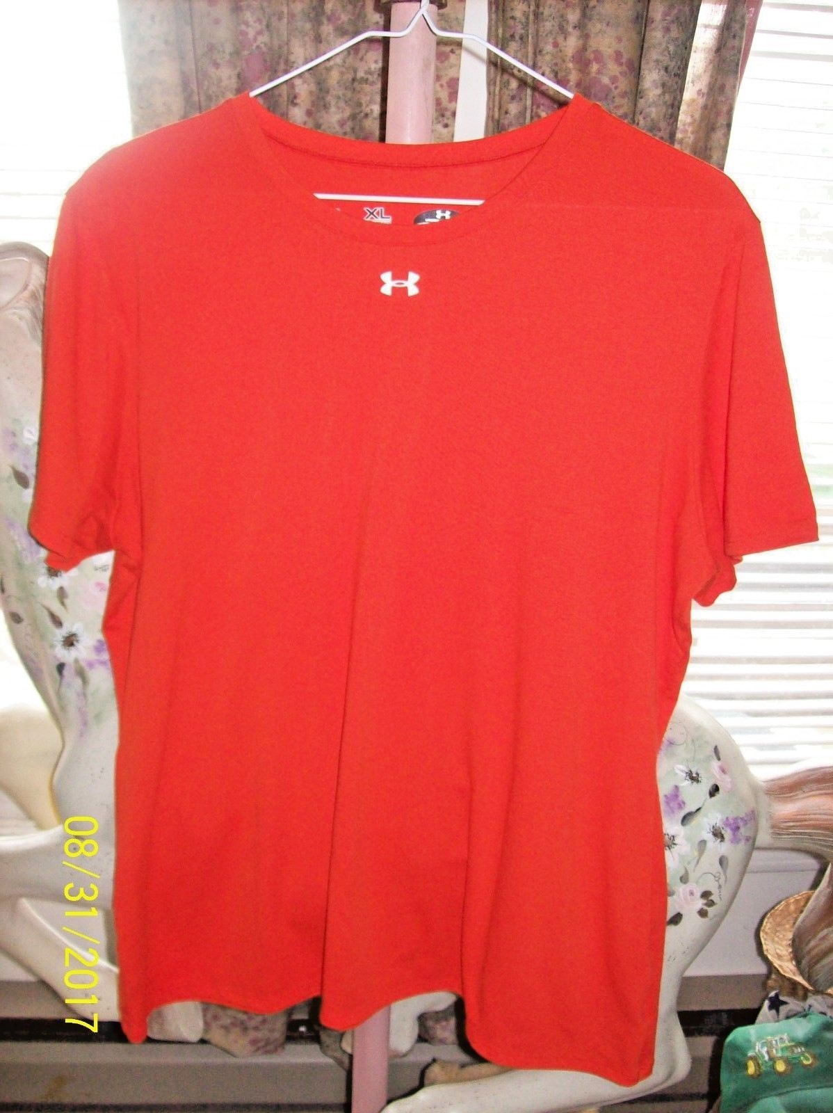 Under Armour « Semi – Fitted » Heat Gear T-Shirt