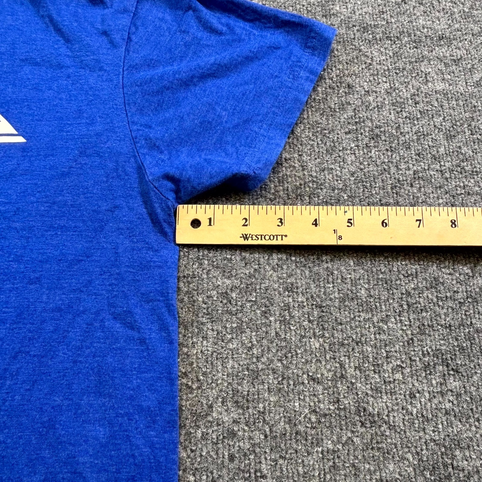 Quiksilver T-Shirt Men&rsquo;s L Blue Cotton Spell-Out Logo Graphic Tee Surf Beach