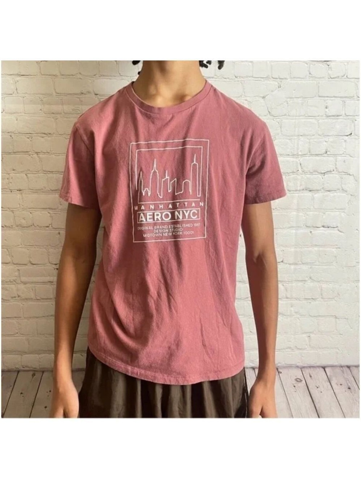 Aeropostale Manhattan Men’s Tee M- Mauve
