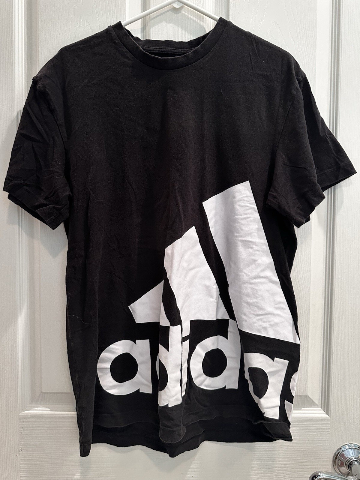 Adidas Men&rsquo;s Essentials Giant Logo Tee Black with White Logo T-Shirt Medium