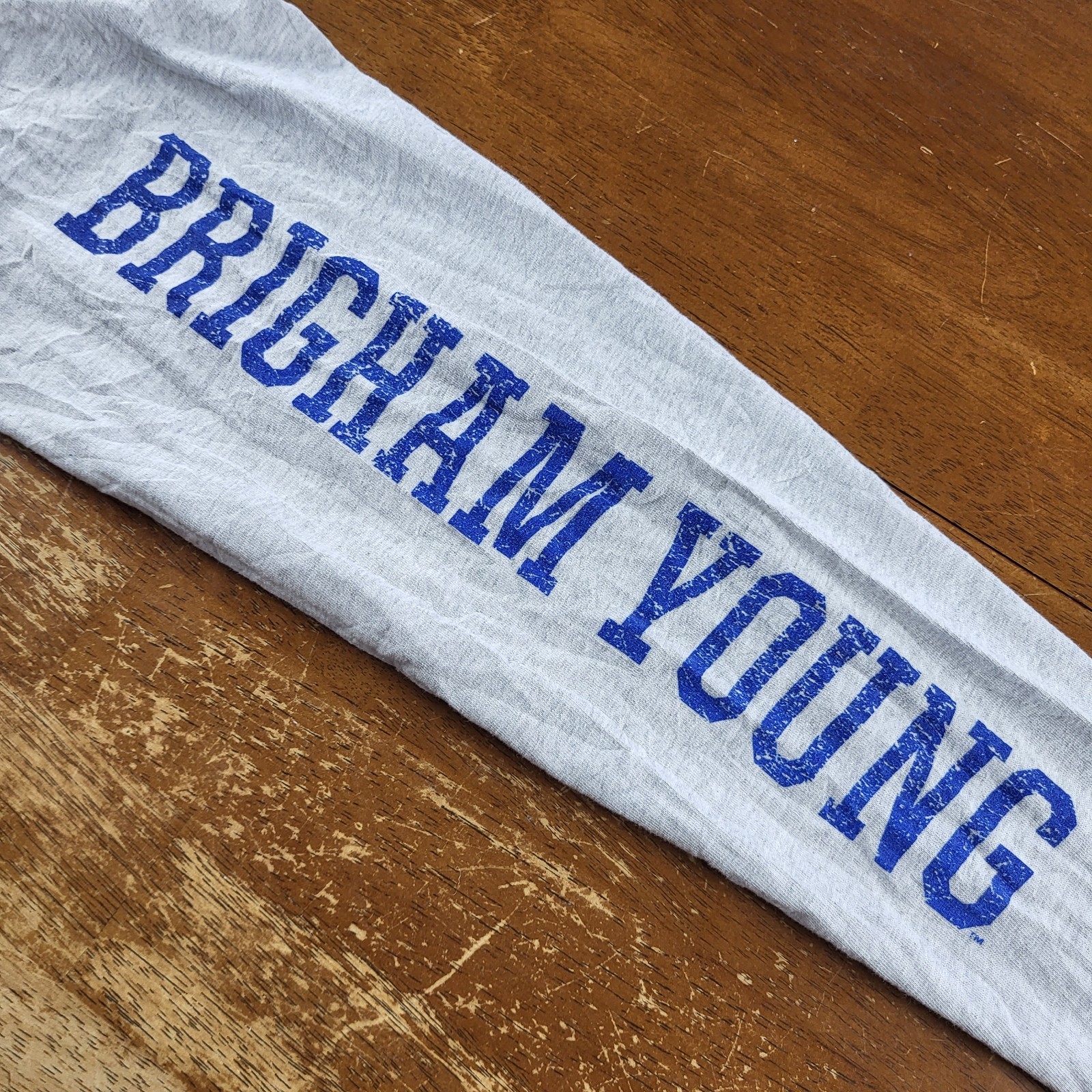 Brigham Young Cougars Unisex Tee Gray Long Sleeve Large Hanes BYU Provo UT