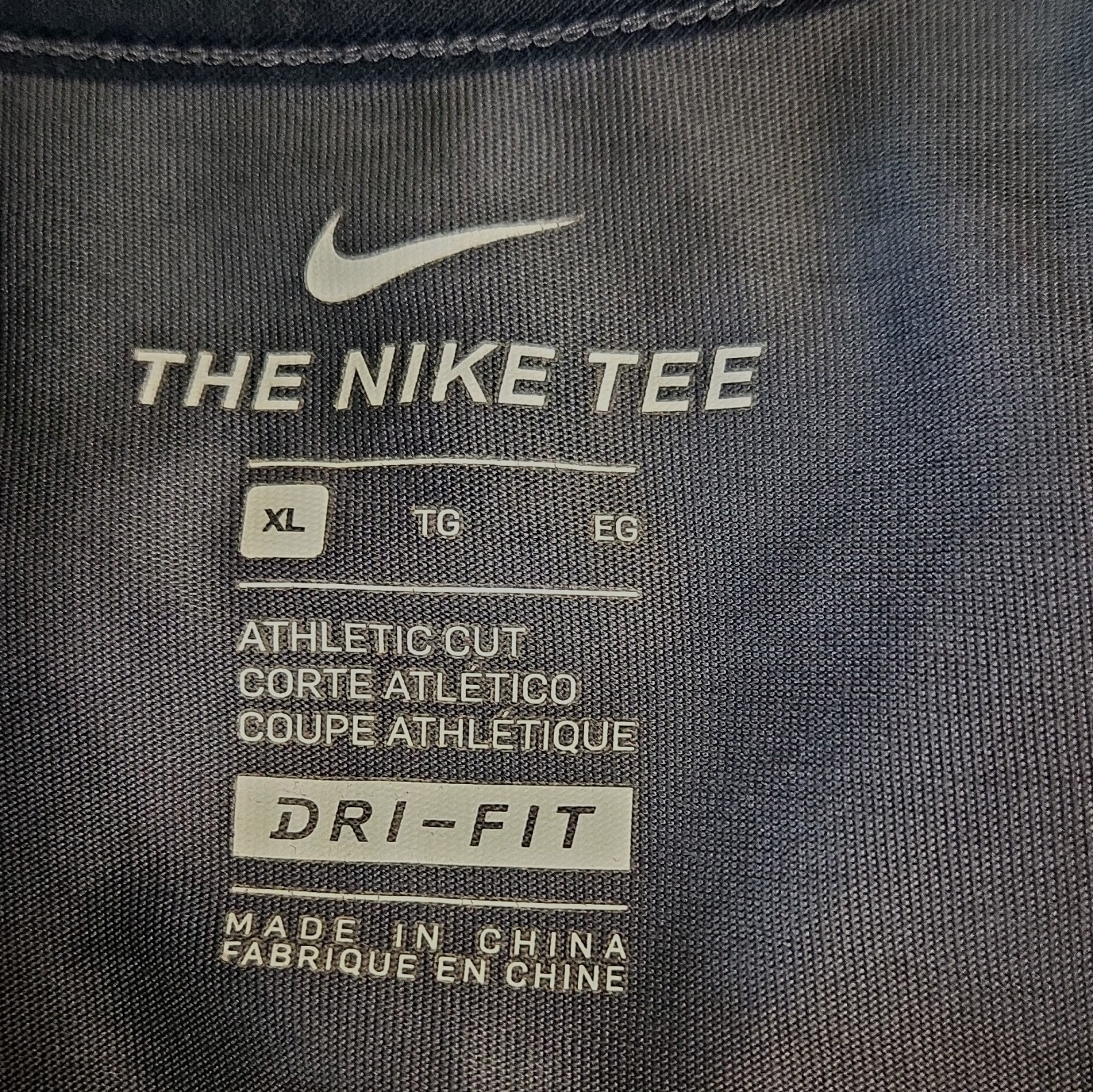 Lot Of 3 Men’s Nike Under Armour T-shirts Size XL Preppy Trendy Comfort Graphic