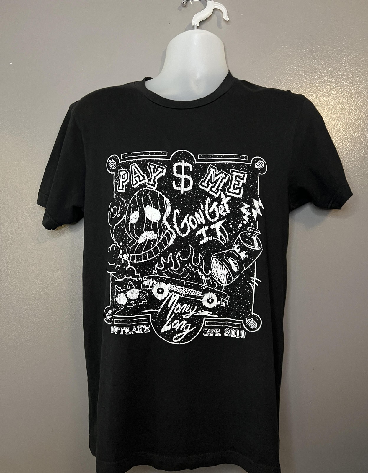 Outrank Shirt Mens Medium Black Pay Me Money Long Graphic Streetwear Tee