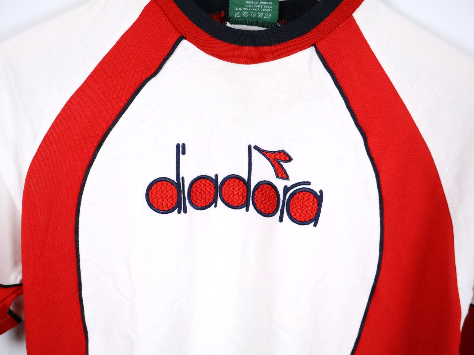 Diadora T-Shirt Men&rsquo;s Medium White Red Logo Embroidery Retro Soccer Cotton
