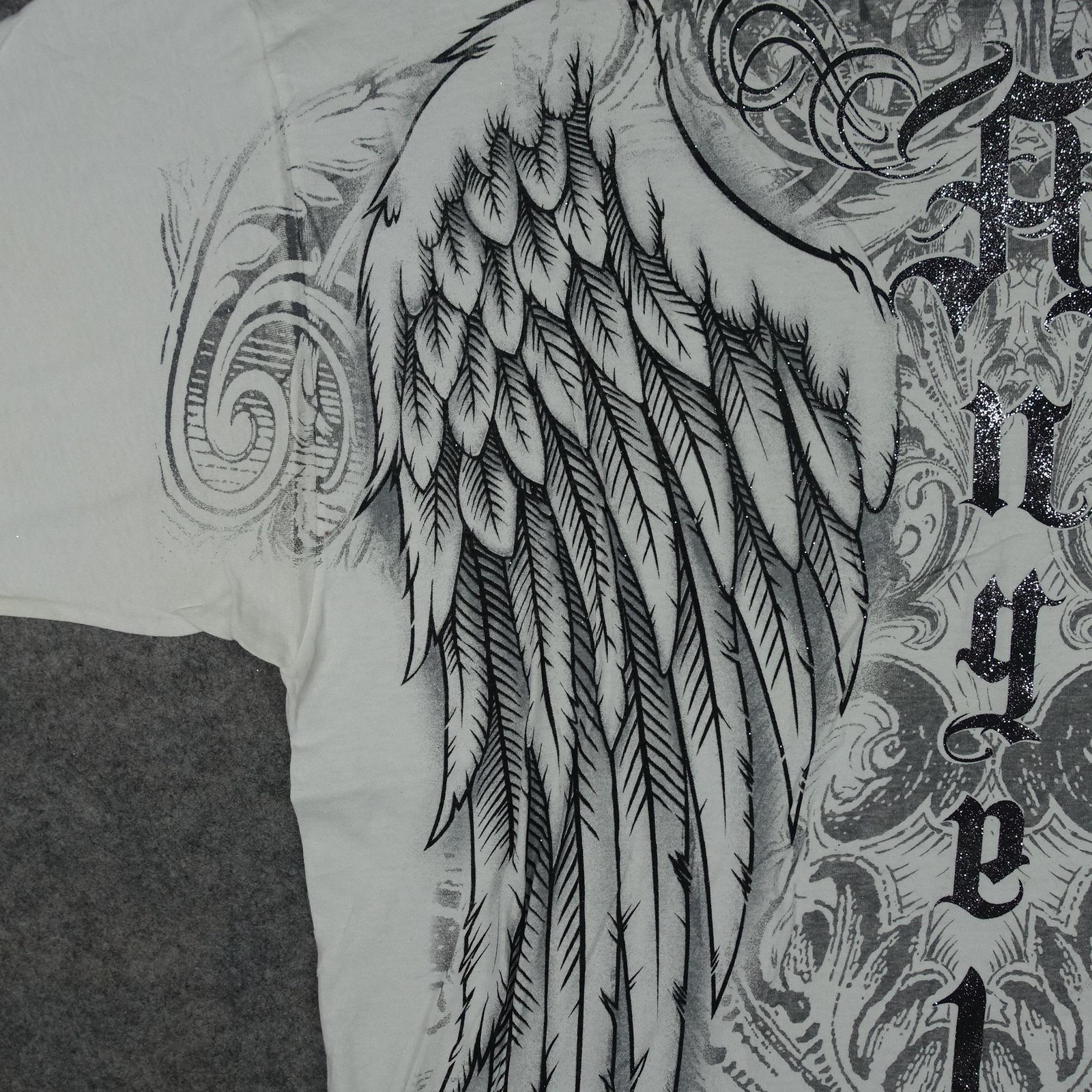 Angel Shirt Mens 2XL White Graphic Wings Halo Gothic Glitter Tee Genuine Tee Y2K