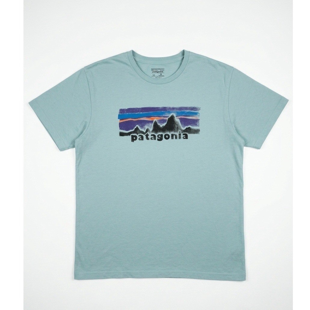 Patagonia Shirt Mens XXL Extra Large Slim Fit Fitz Roy Logo T-Shirt Light Blue