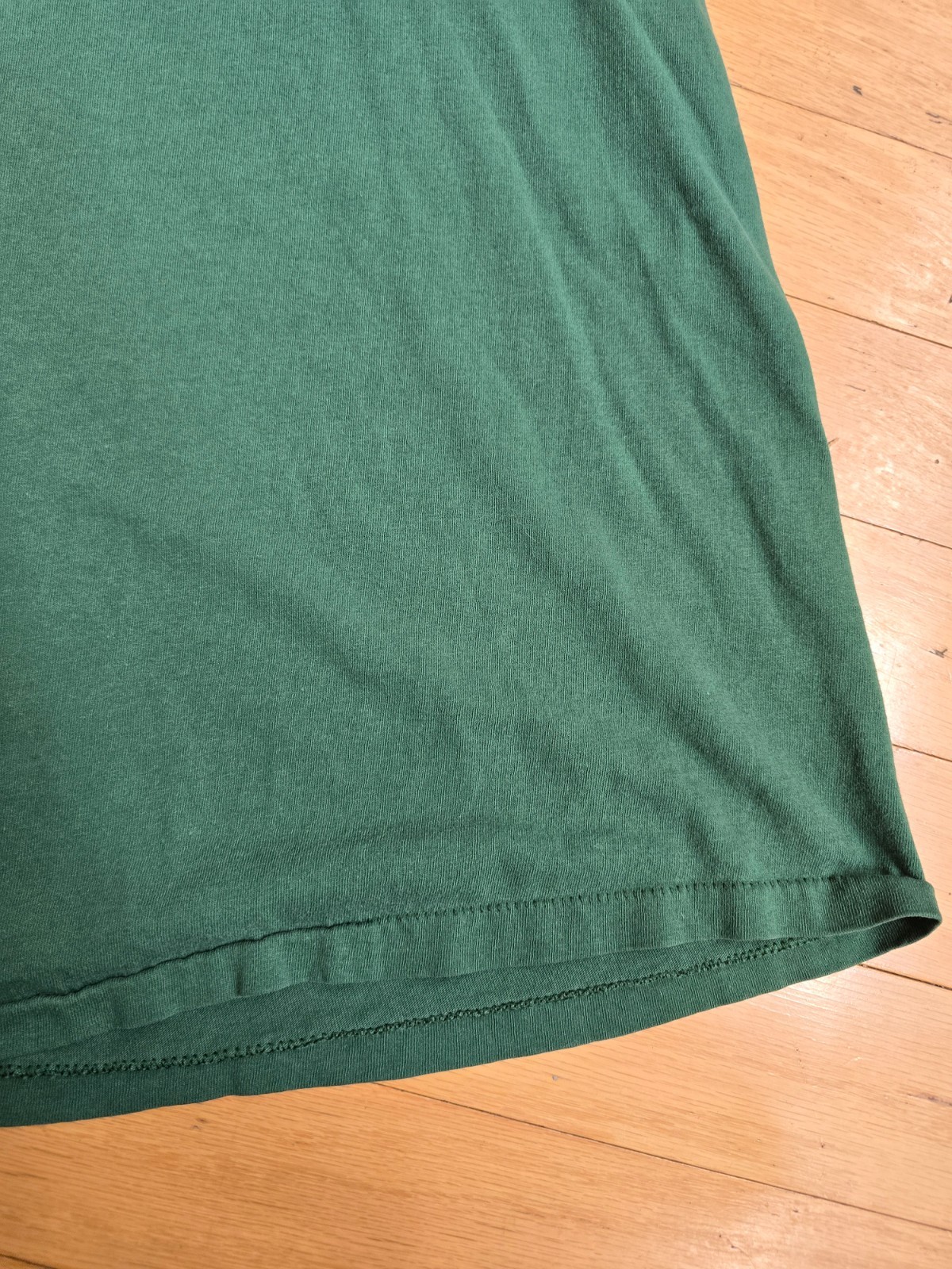 vintage 90&rsquo;s | Blunt Skate hunter green graphic print single stitch boxy t-shirt