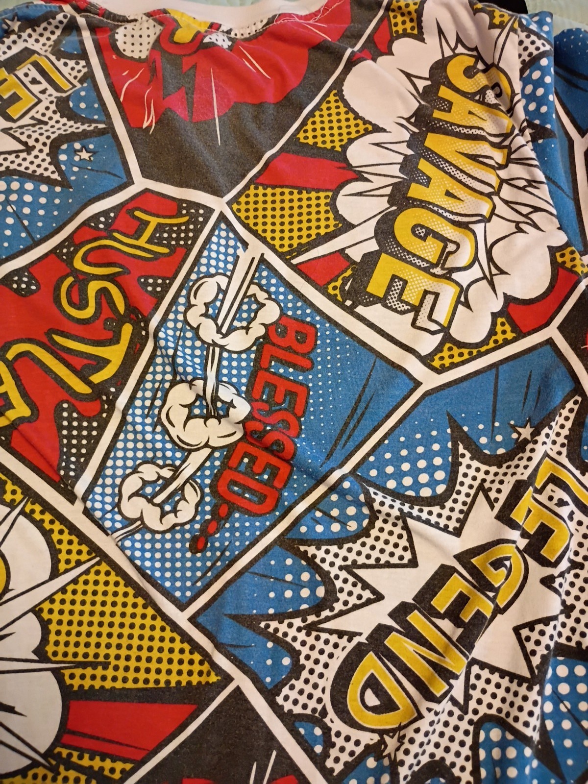 Men&rsquo;s Y2K Launder Hustle Legend Savage AOP Comic Pop Art Graphic T-Shirt S/M