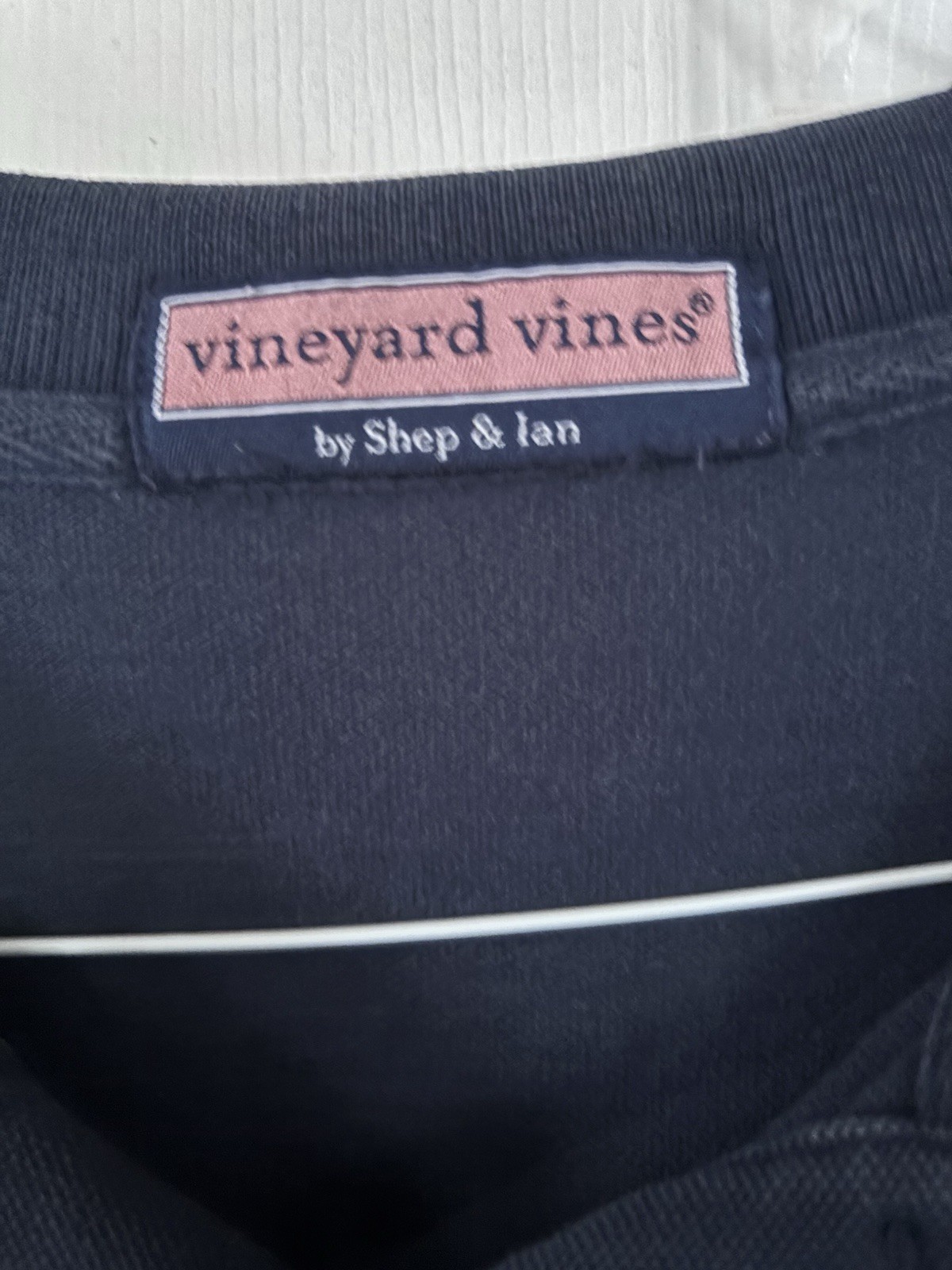Vinyard Vines Long Sleeve with pocket Navy Blue Whale XXL