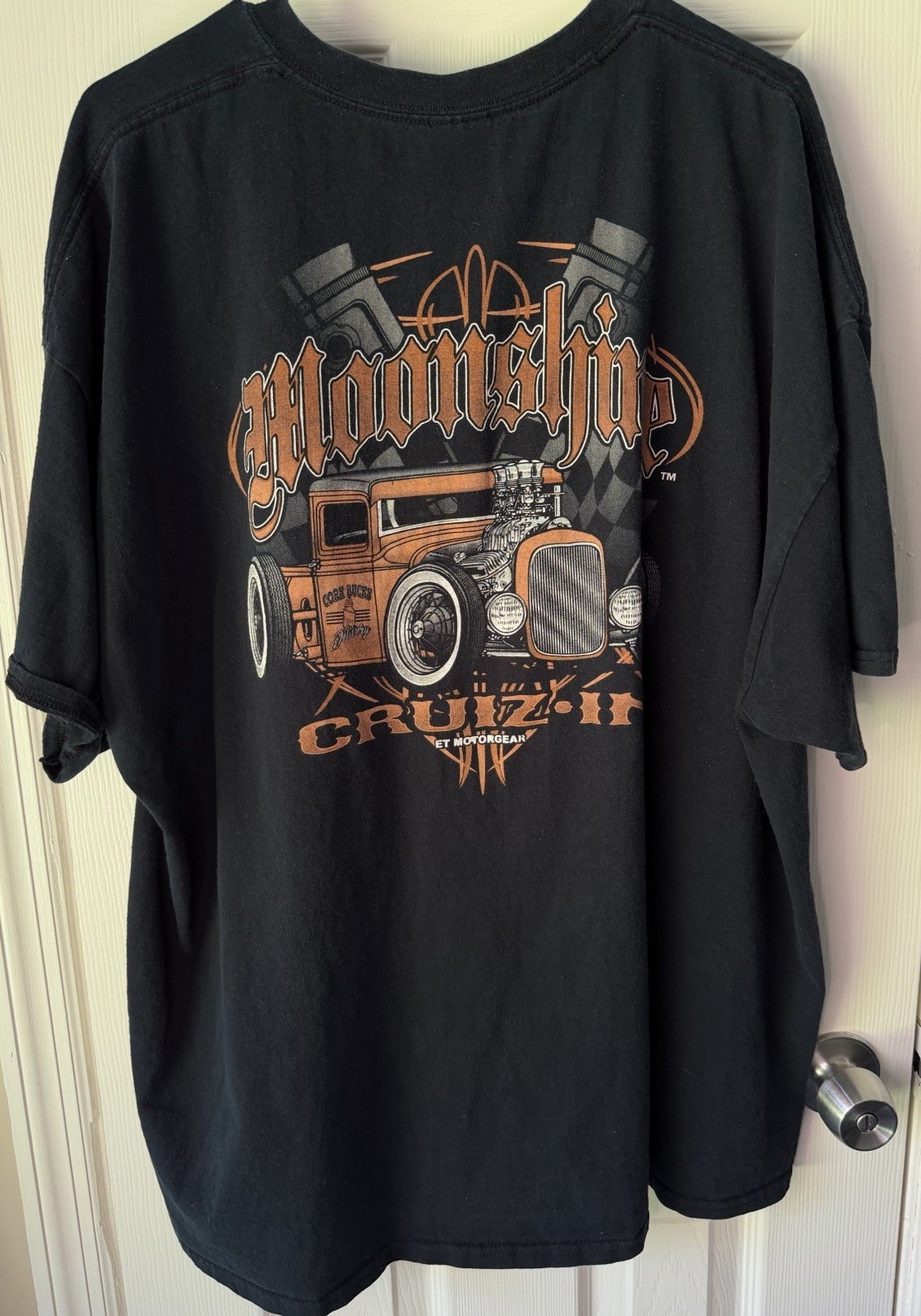 Moonshine Cruiz-In Hiawassee Georgia Hot Rod Graphic T-Shirt Men’s 3XL