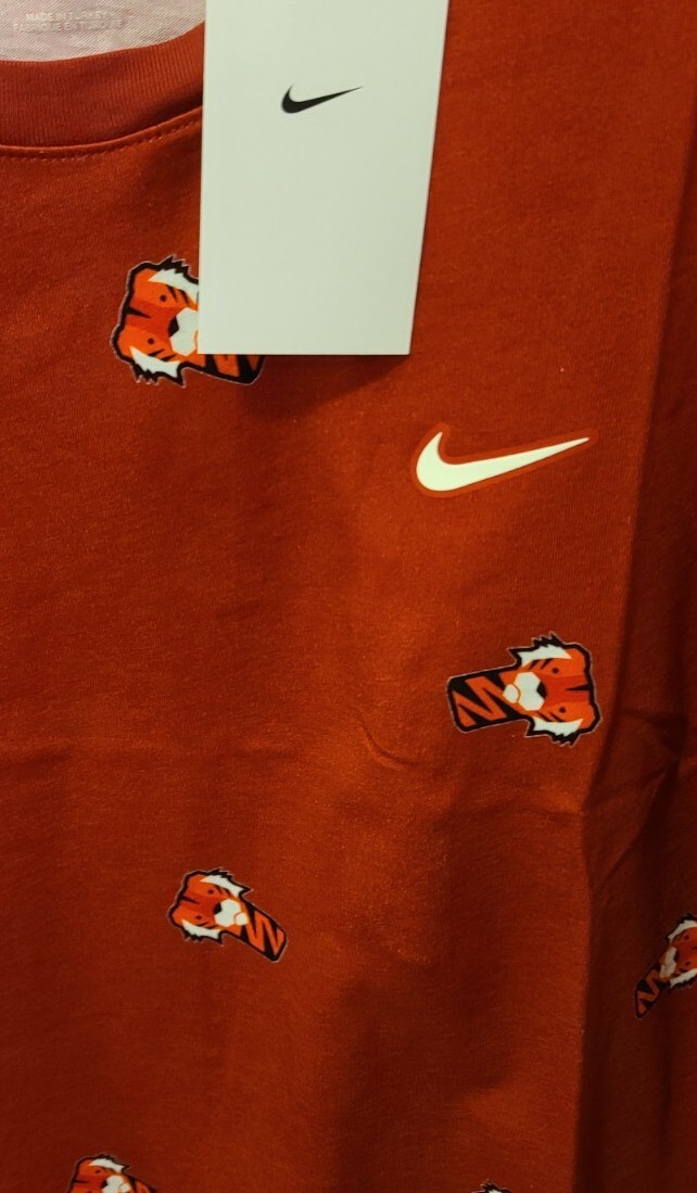 NEW Size XL Nike Tiger Woods Frank Golf Red All Over Print Crew T Shirt Tee Mens