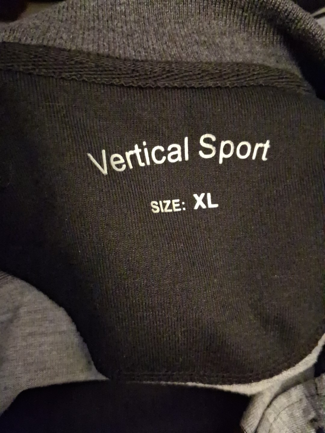 « Vertical Sport » Mens Tshirt, Size Xl, Black Gray Striped, Long Sleeve, Slim Fit