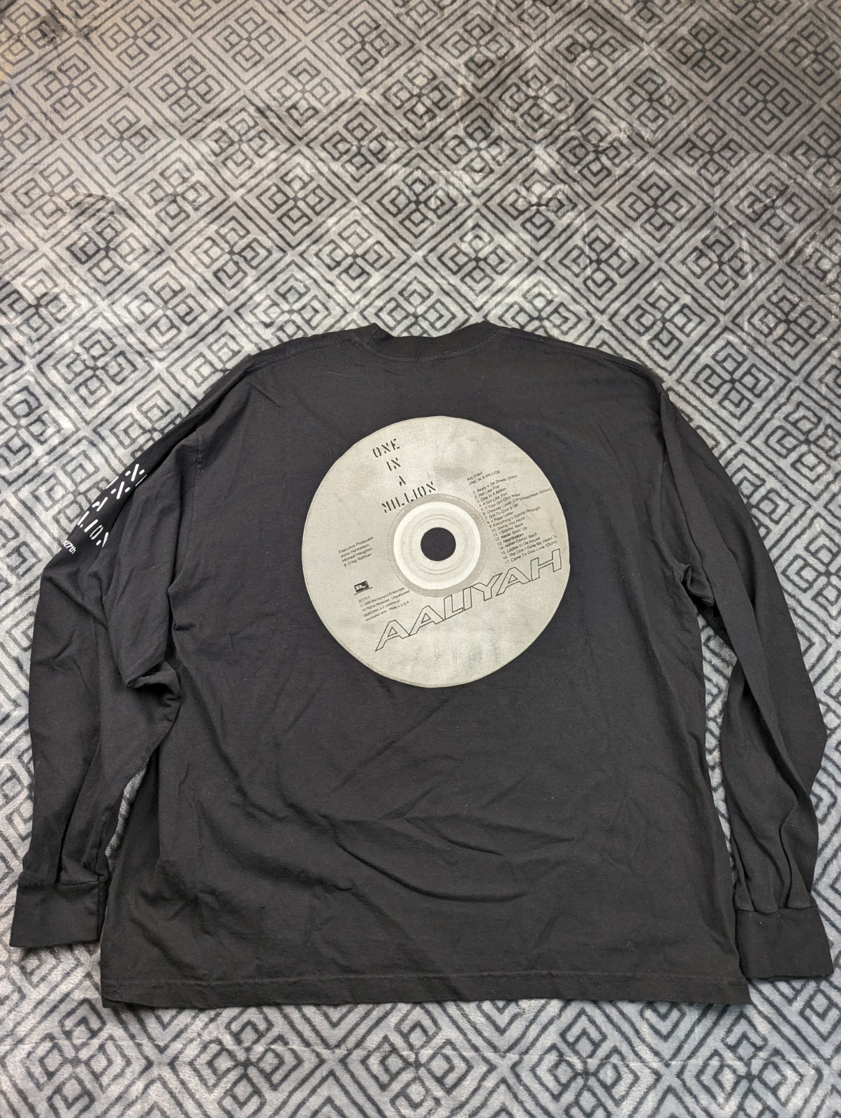 Aaliyah One In A Million Special Release T-Shirt XL (24”x29”)