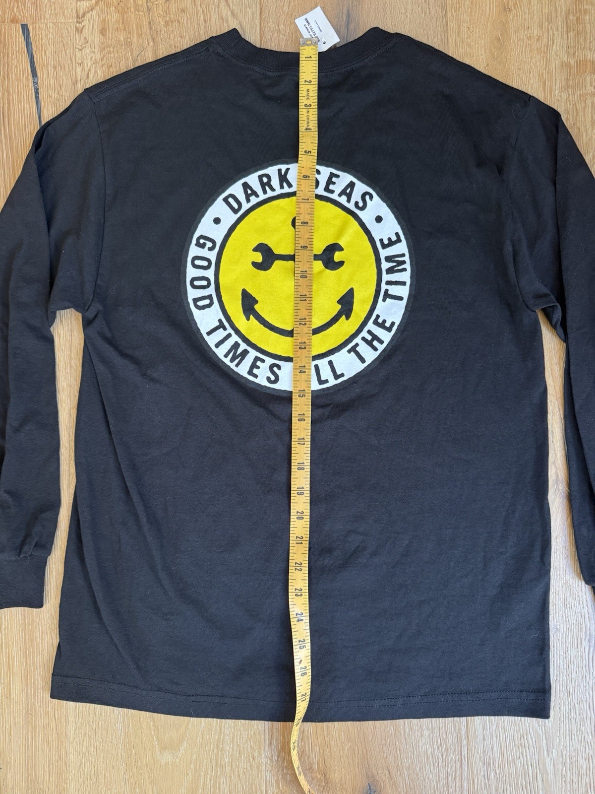 NEW Dark Seas Graphic Long Sleeve Men’s Long Sleeve Tshirt SzM NWT Price Firm