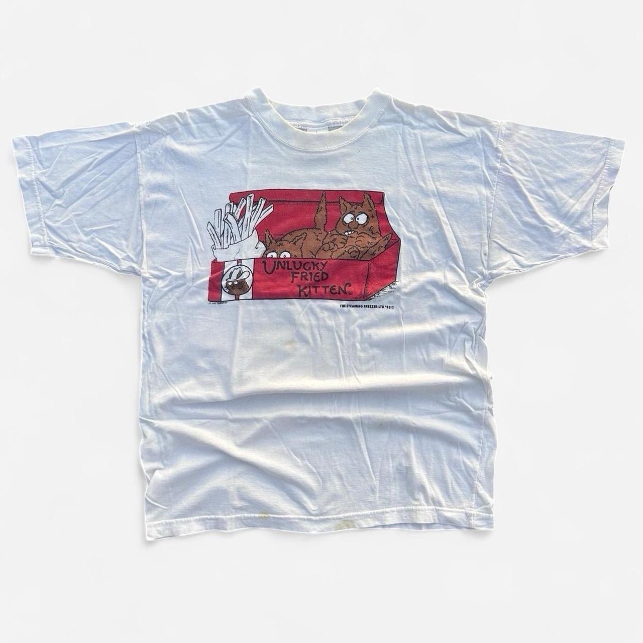 Vintage 1993 White & Red Unlucky Fried Kitten Graphic T-Shirt Size Adult Large