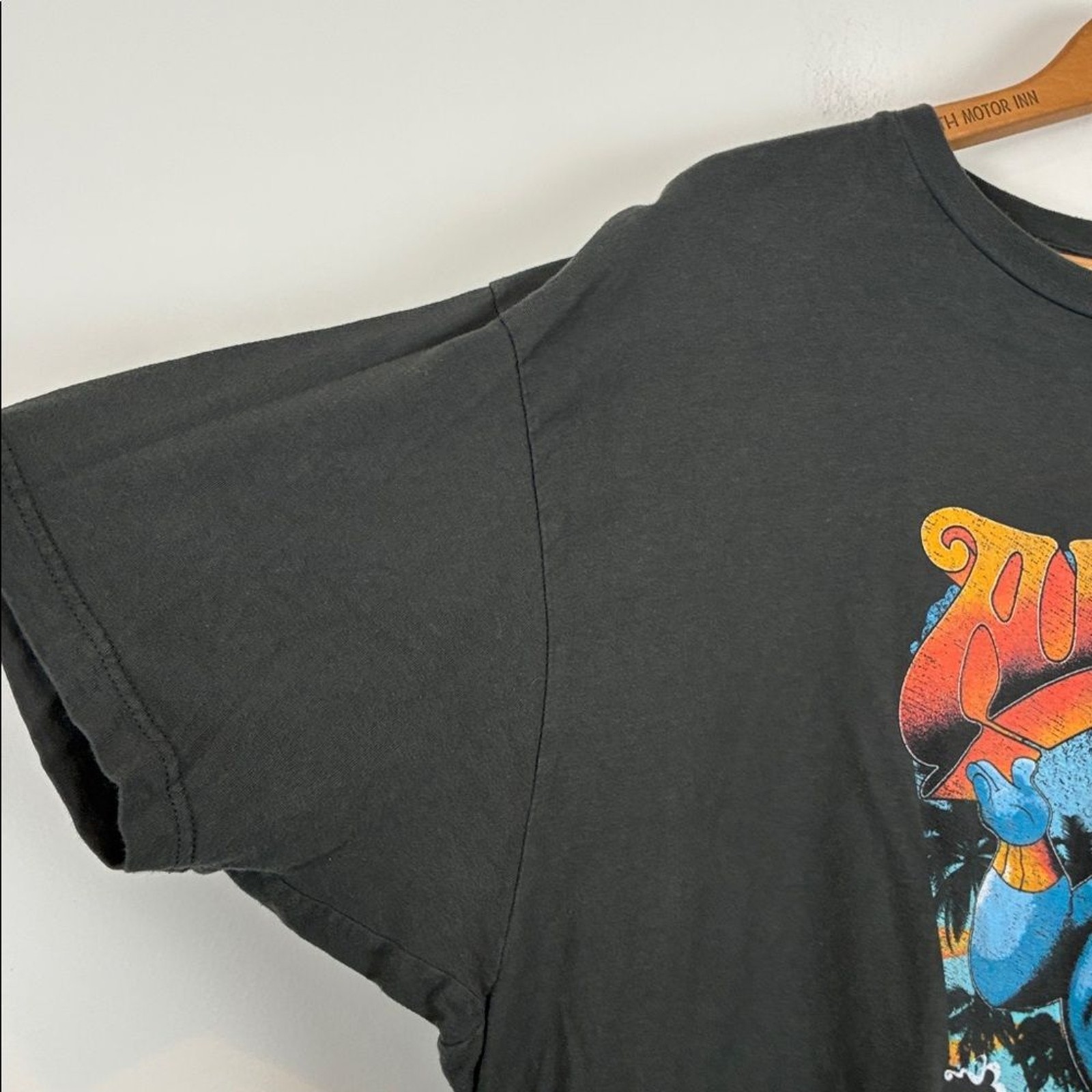 Disney Men’s XXL Short-Sleeve Aladdin Genie Graphic Tee T-Shirt Cotton Charcoal