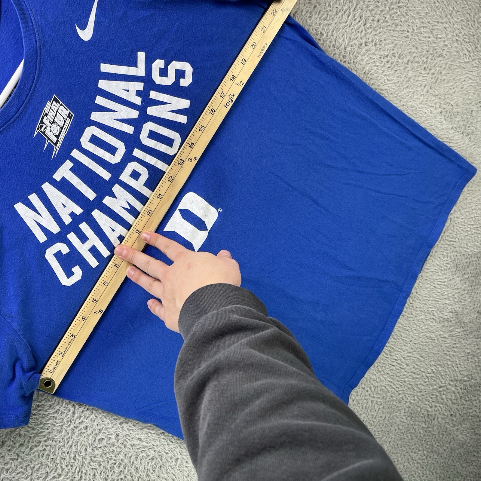 Nike Duke Blue Devils 2015 NCAA Basketball National Champions T-Shirt Blue XL