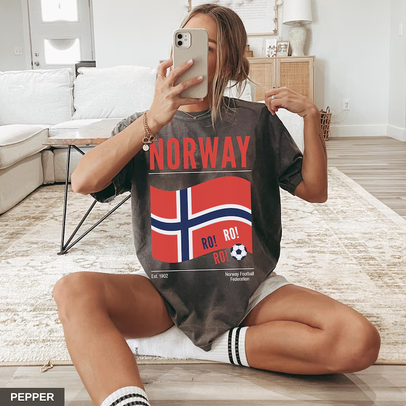 Norway Fan Shirt | Soccer Game Day T-Shirt | Men&rsquo;s and Women&rsquo;s Norway Team Tee