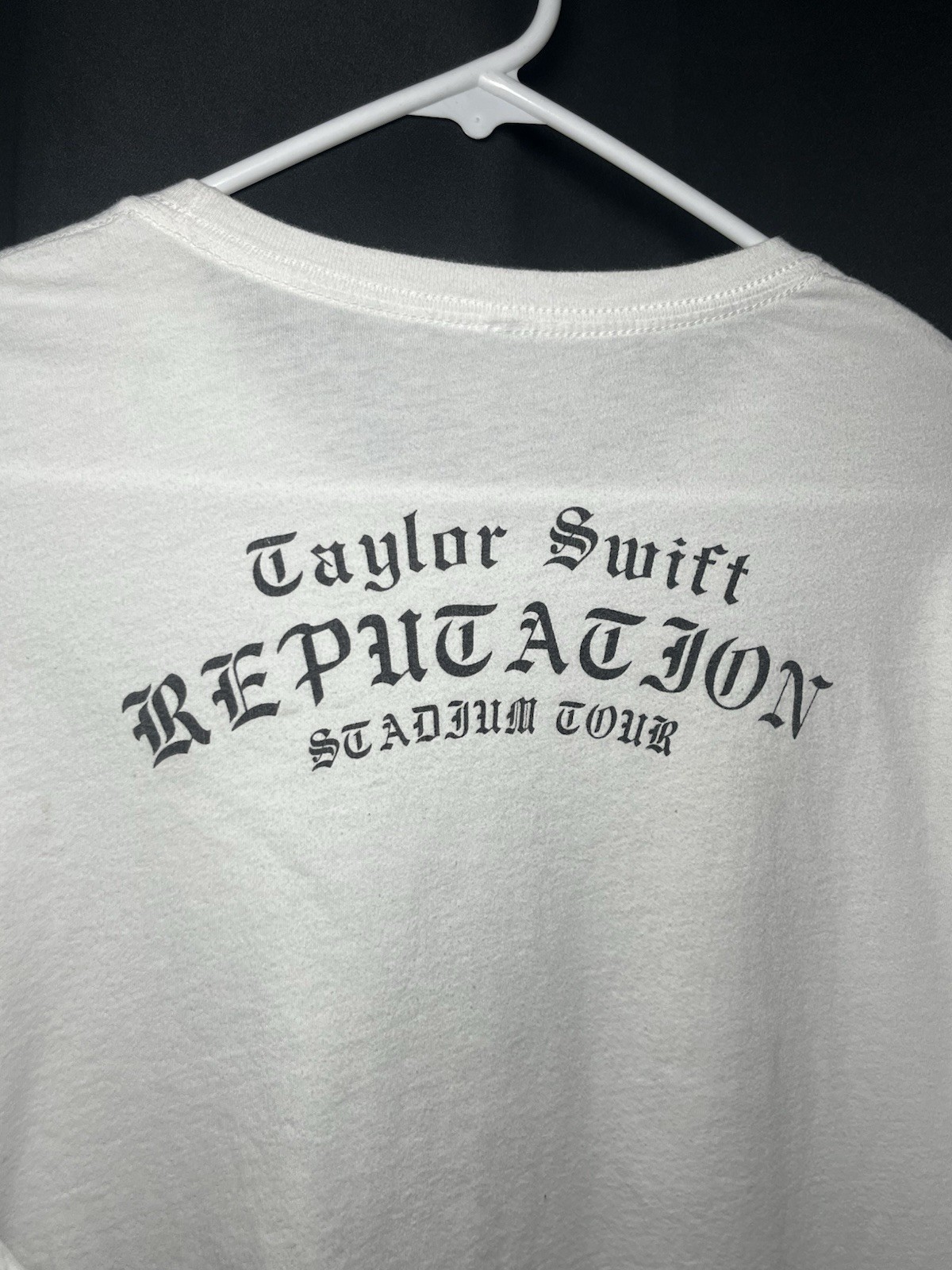 Taylor Swift Shirt Mens Large White Long Sleeve Reputation Stadium Tour Graphic