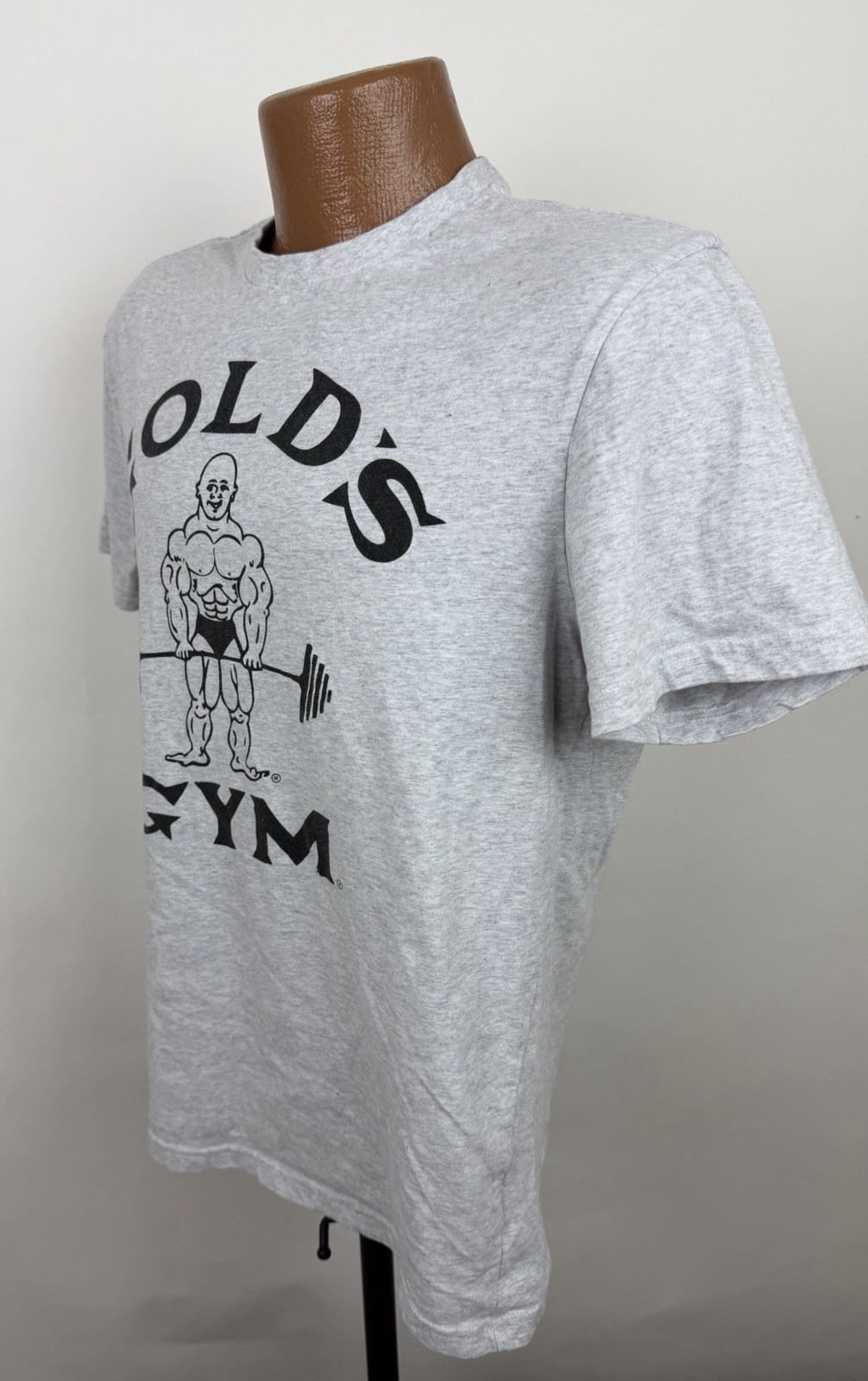 Golds Gym Shirt Mens Medium Heather Gray T-shirt Weightlifting Gym Body Building