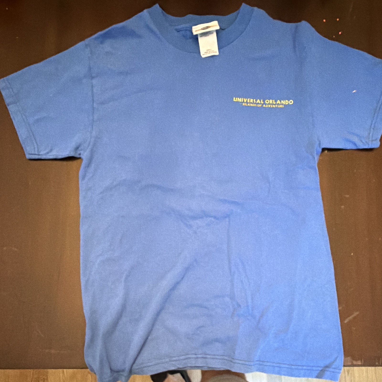 Vintage Universal Studios Islands of Adventure Tshirt