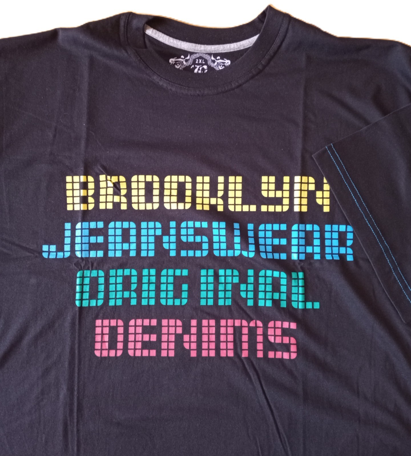 Fantastic Mens Big Size Black Brooklyn Retro Dots Tee – 2XL 3XL 4XL 5XL 6XL
