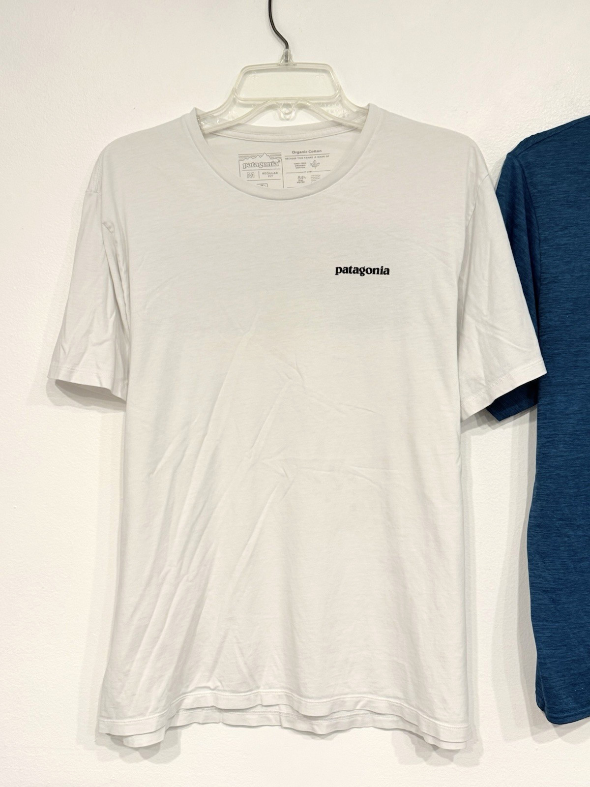 Lot 2 Patagonia Men&rsquo;s Shirt Size Medium Capilene Cool P-6 Logo Organic T-Shirt