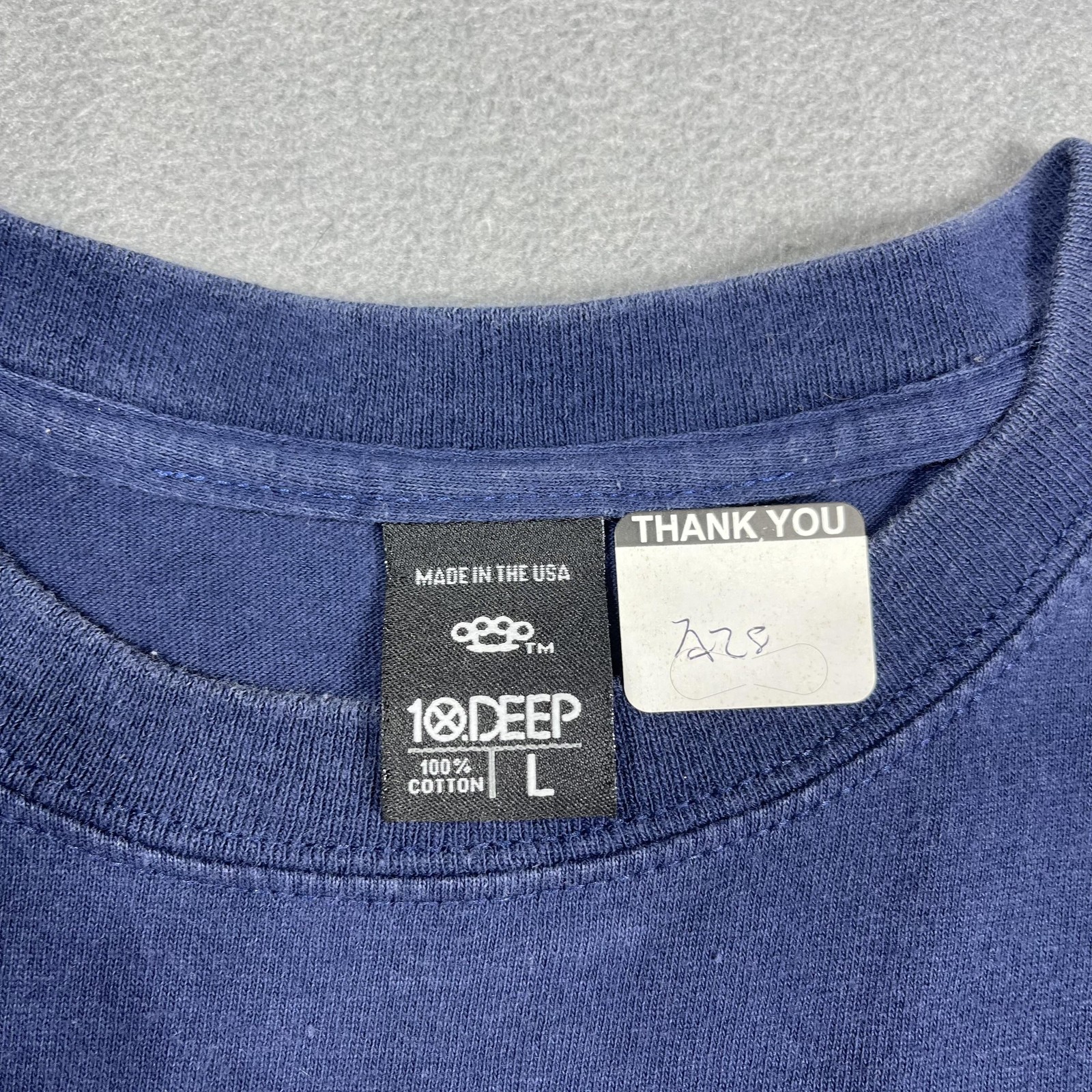 10 Deep Shirt Mens Large Navy Blue Larger Living Graphic Tee Made In USA 2012