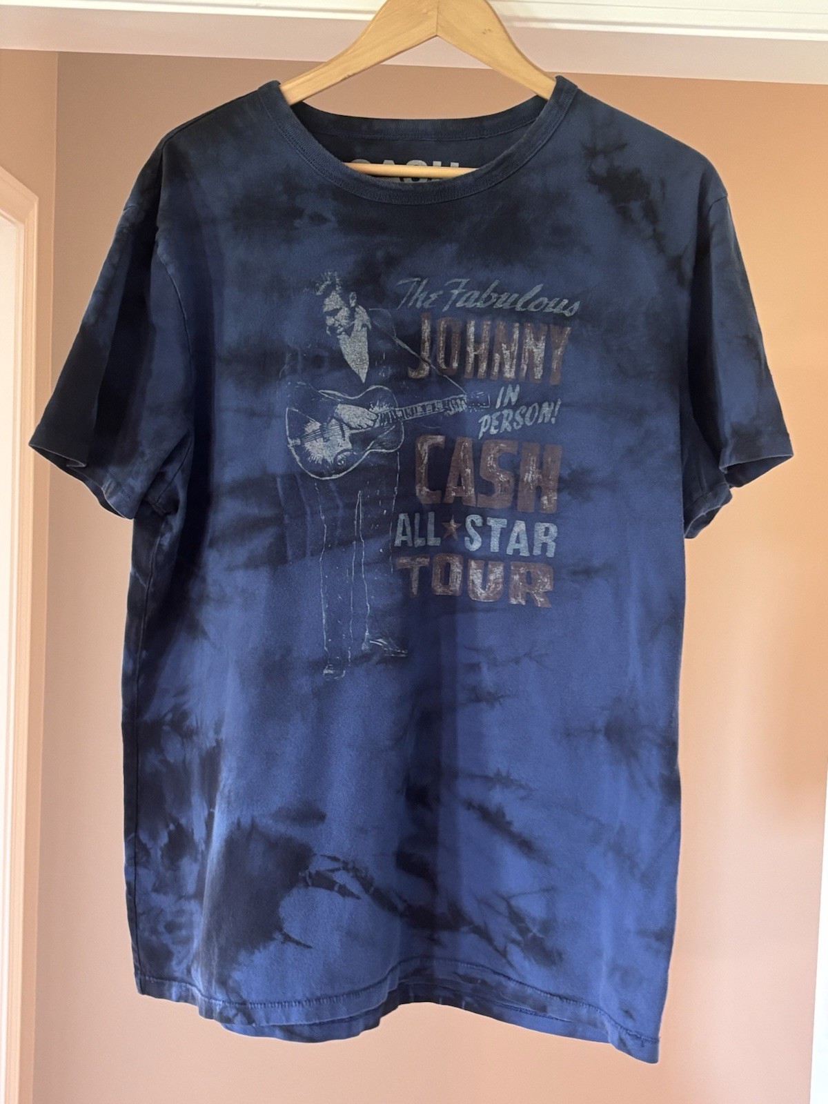 Johnny Cash Concert T-shirt Men&rsquo;s XL The Fabulous In Person Tour Blue Tie Dye