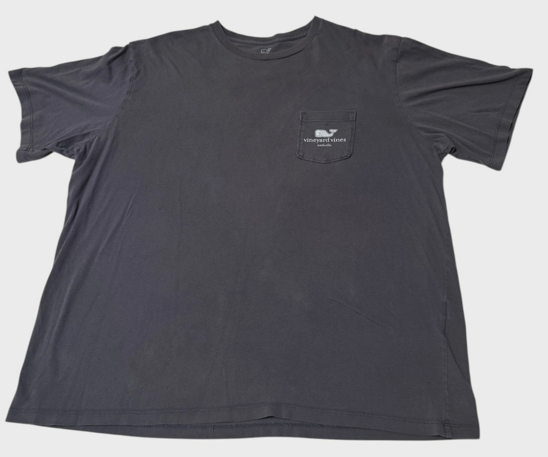 Vineyard Vines XL Tee Shirt – Gray with Nashville and Whale