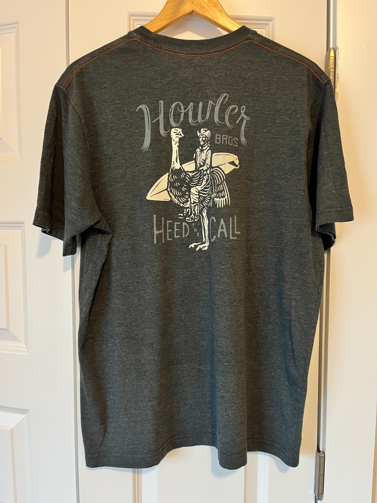 Men&rsquo;s Howler Brothers Rodeo Ostrich Pocket T-Shirt Heathered Grey Sz Large