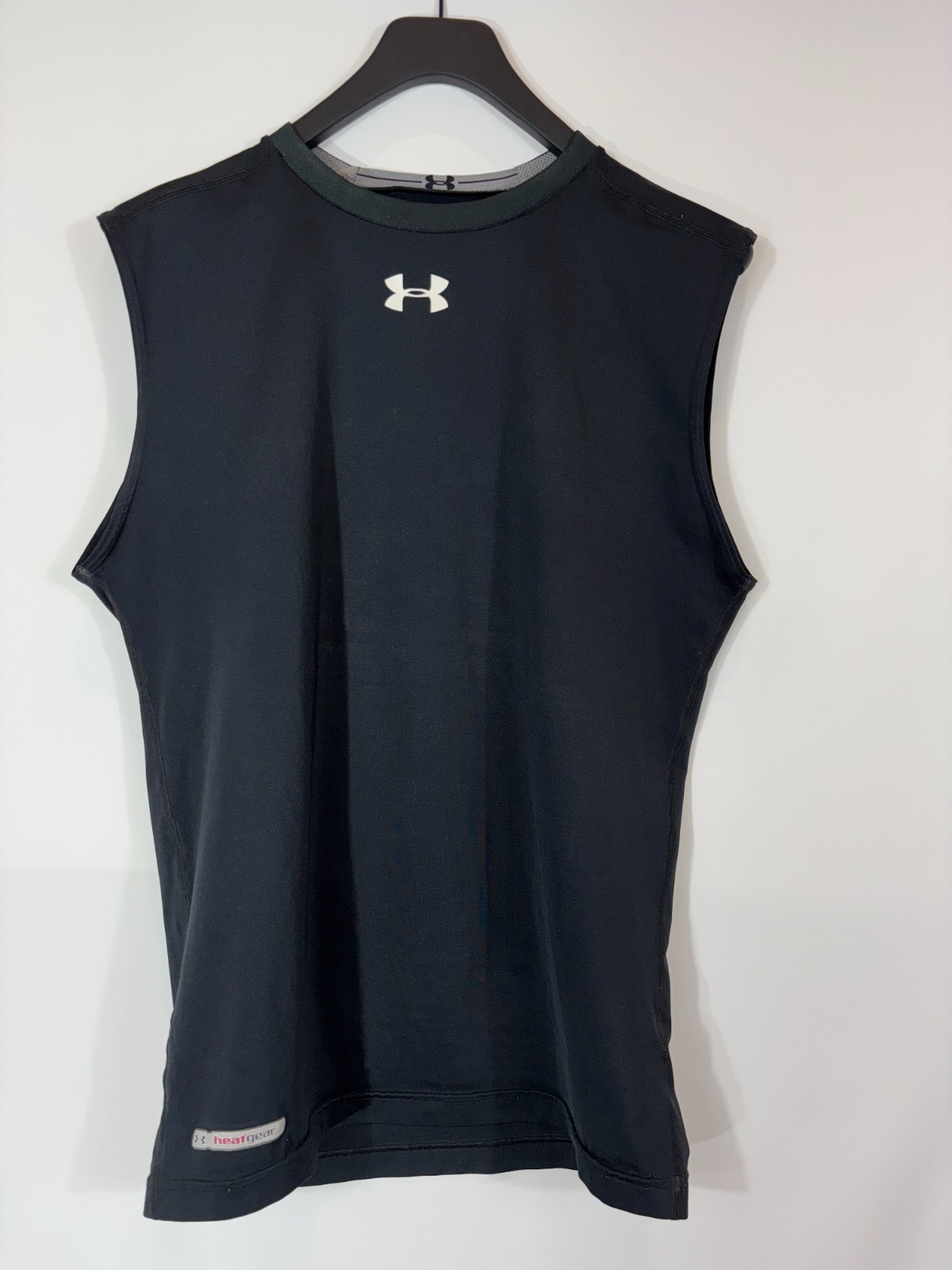 UNDER ARMOUR T-Shirt Men&rsquo;s XL Pullover Crew Neck Sleeveless Stretchy Black