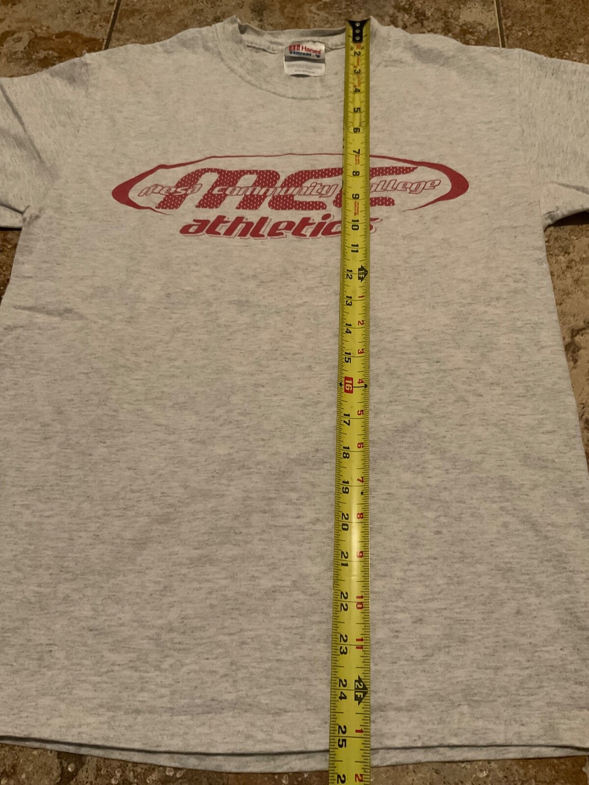 VINTAGE HANES COMFORT T COLLEGIATE ATHLETIC DEPT GRAPHIC ( MENS M ) HEATHER GREY