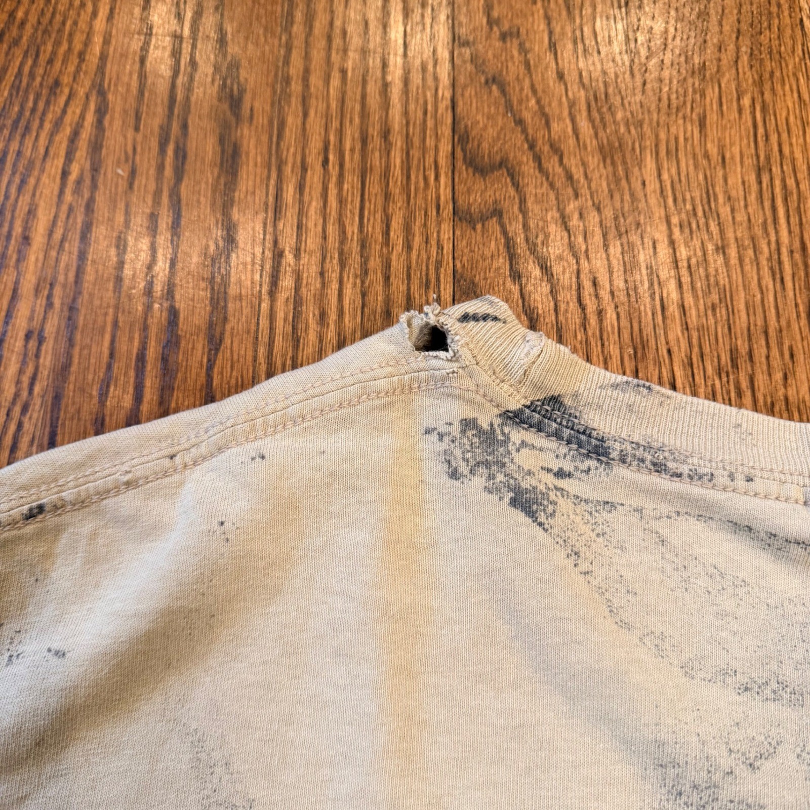 Yazbek Heavyweight All Over Print Music Instrument T-Shirt Size L Tan Distressed