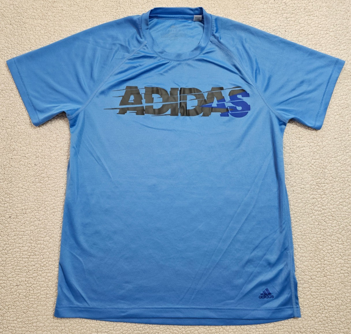 Adidas Climate Men’s Graphic Tee Blue Short Sleeve jersey type Size L