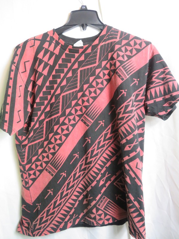 Vintage Shaka Active Tribal Print Black & Red XL T-shirt