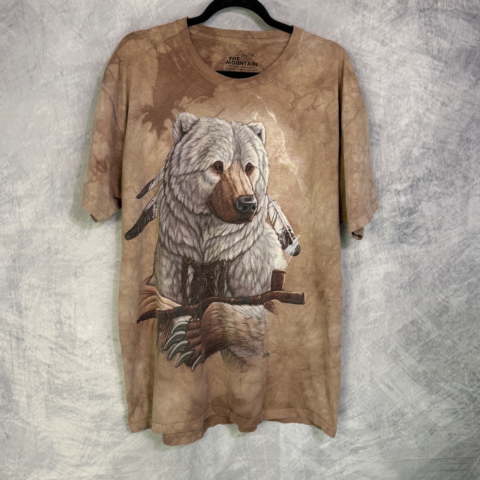 The Mountain Spirit Bear Graphic T-Shirt Mens sz XL Brown 2013 Christy Grandjean