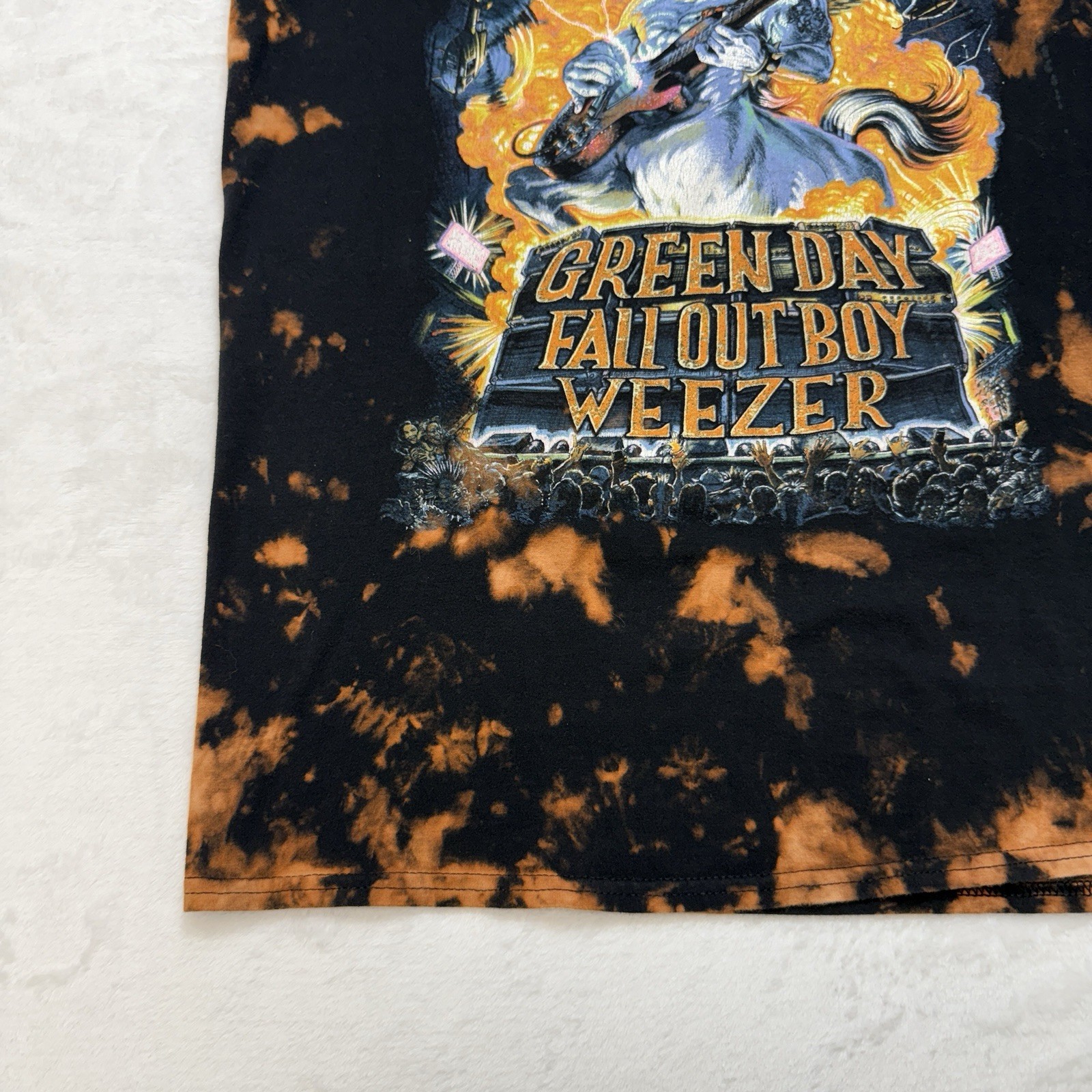 Green Day Hella Mega Tour Shirt L Bleach Tie Dye Fall Out Boy Weezer