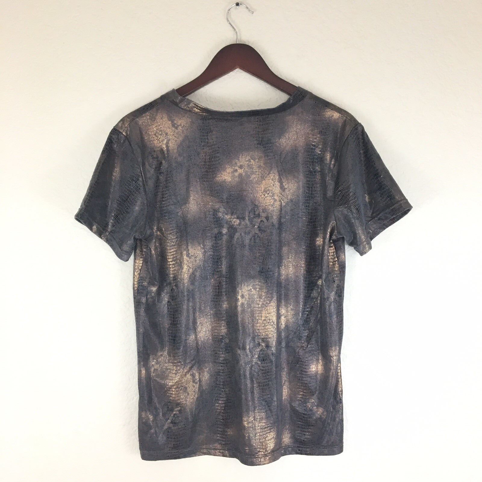 NWT Male Power Animal Print Suede Like Fabric V-Neck Mens T Shirt Sz Large