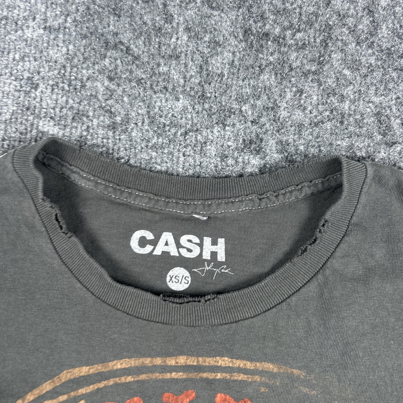 Johnny Cash Shirt Mens XS/S Gray Oversized Cowboy Boots Graphic Country Western