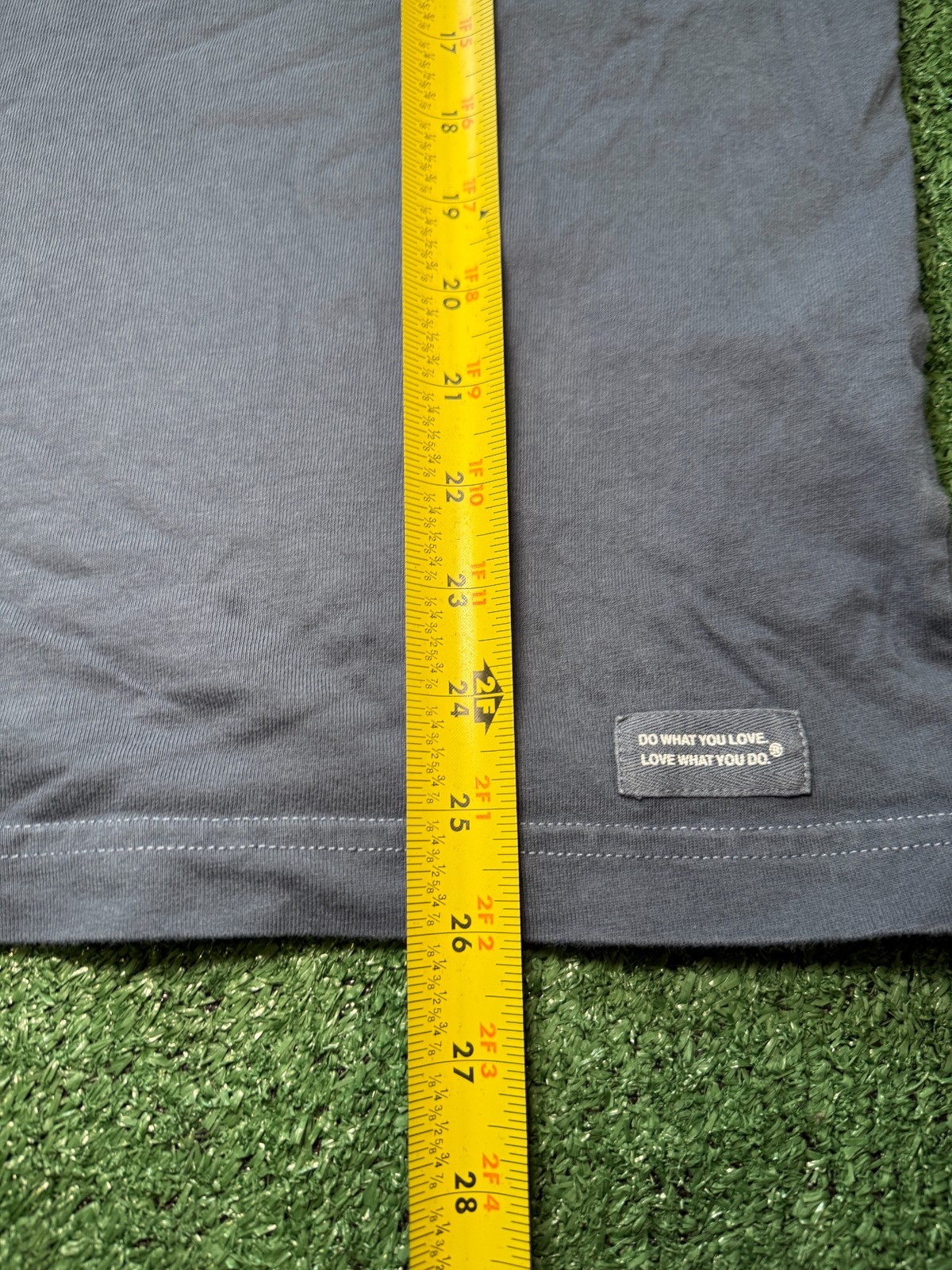 Life is Good T-Shirt Adult Size Medium Dark Blue Graphic Spellout Logo Tee