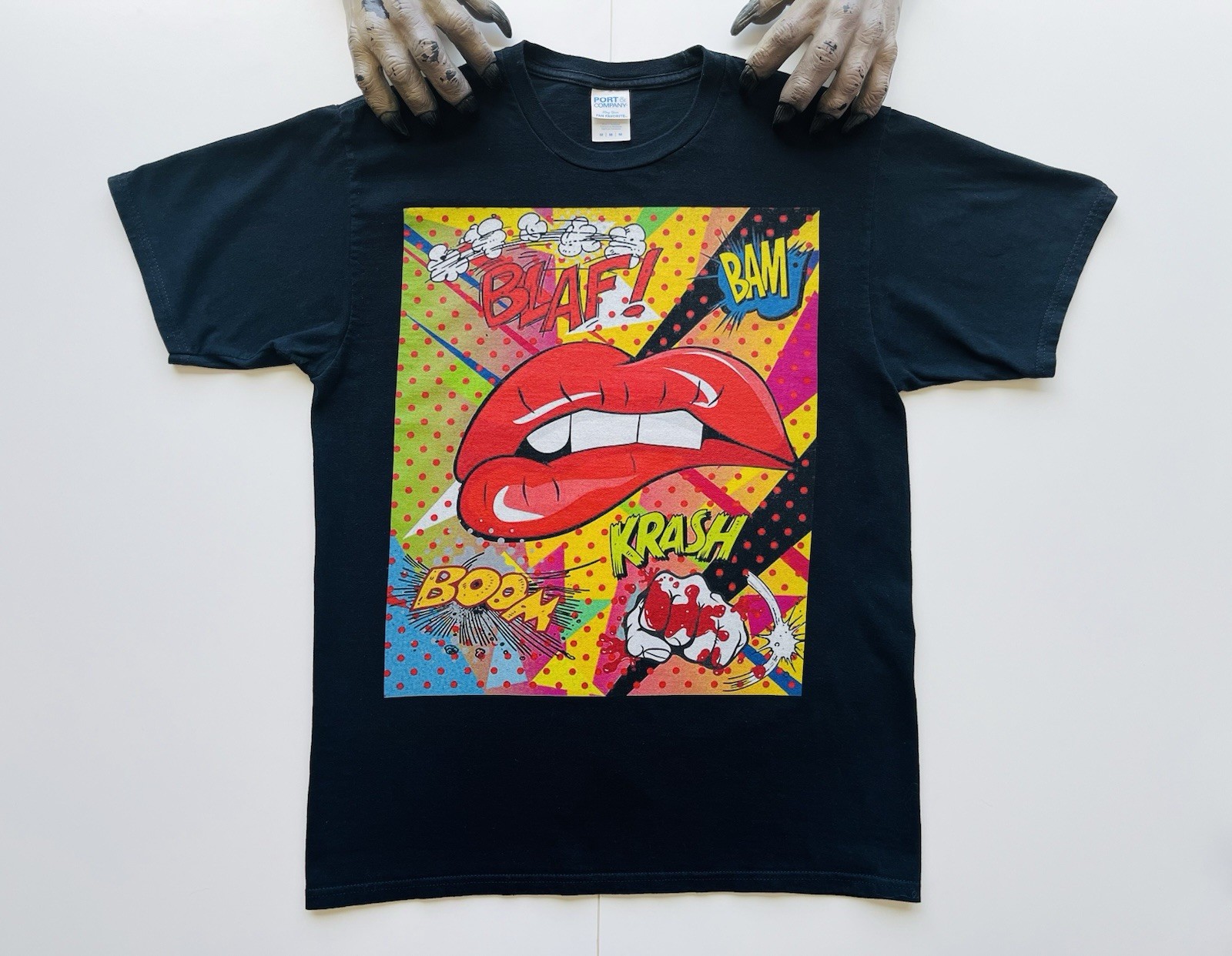 Lovely Lips Retro Pop Art T-Shirt Size Medium Lips Comic Pop Art Black T-shirt M