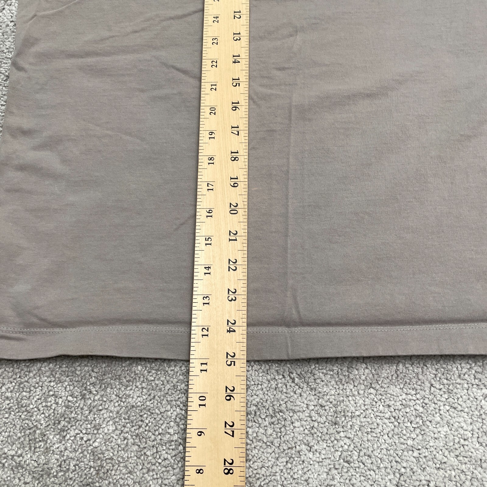 Club Monaco Basic Essential T-Shirt Mens Small Gray Crew Short Sleeve Cotton Tee