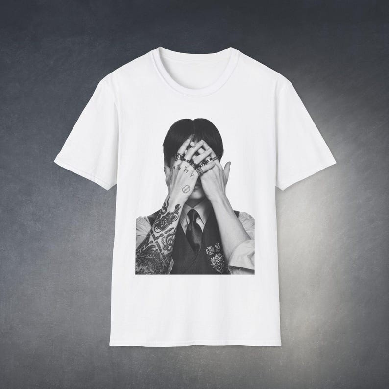 Jung Kook T-Shirt BTS Arirang tour merch Bangtan Sonyeondan graphic tee